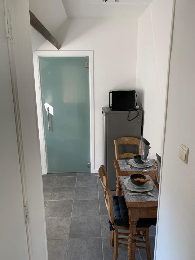 Les 3 Chapeaux Dinant 6P Les Canotiers 4P Avec Terrasse Le Melon 2P Sans Terrasse Exterior foto